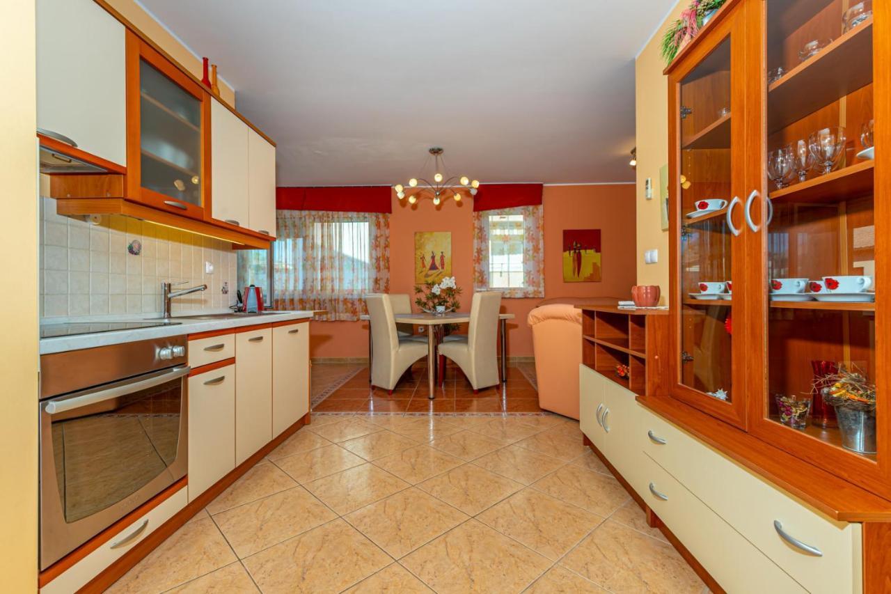 Apartman Rima 드라말리 외부 사진